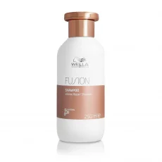 Wella Professionals Fusion Intense Repair Shampoo 250 ml NEW